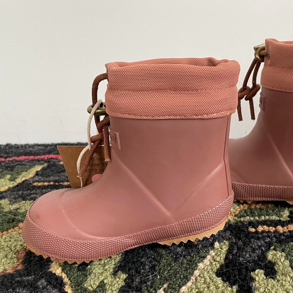 Bisgaard Thermo Baby Shoes - Old Rose Color Size 23 NWT